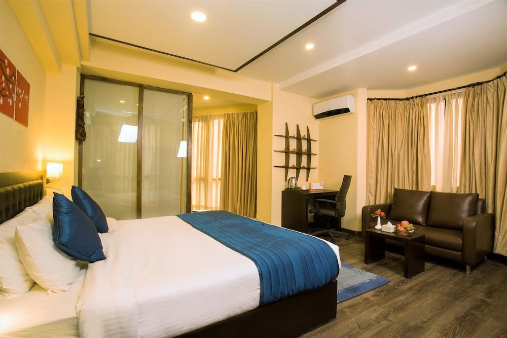 Gaju Suite Hotel Katmandu Zewnętrze zdjęcie