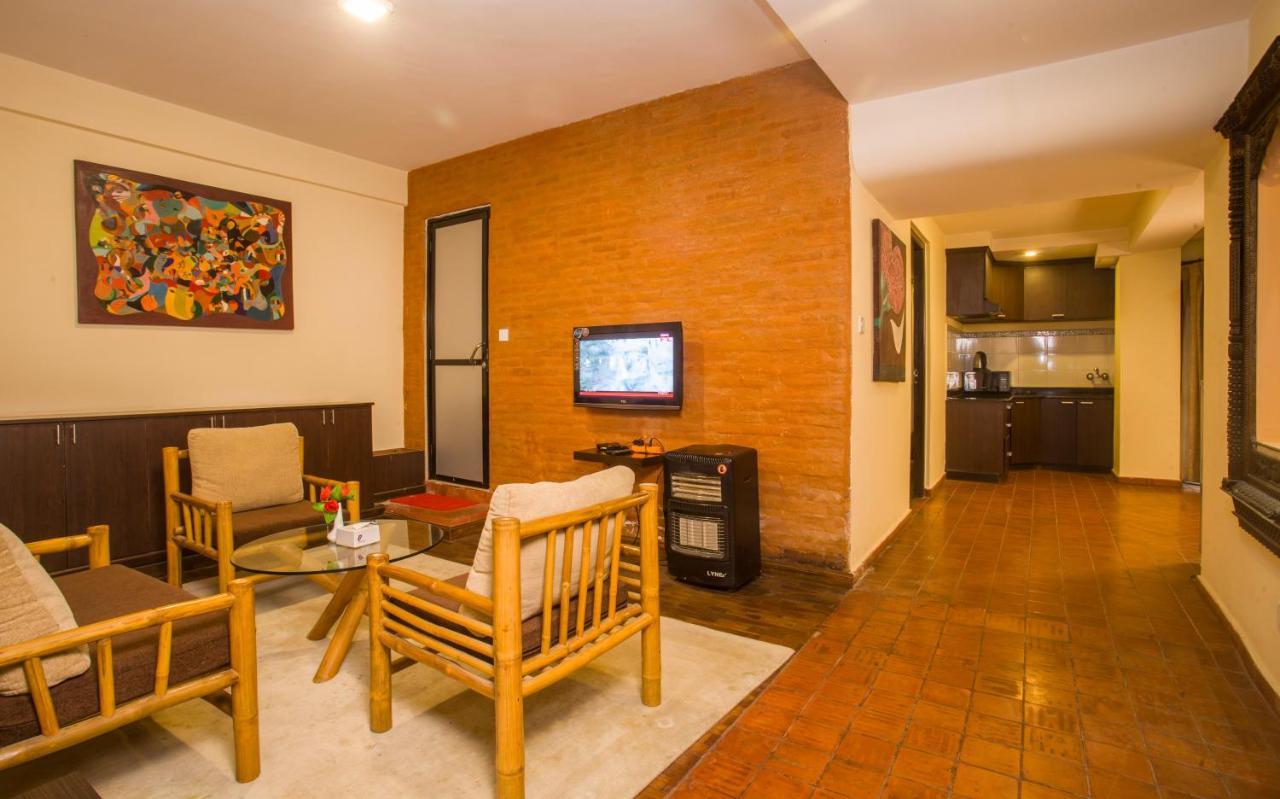 Gaju Suite Hotel Katmandu Zewnętrze zdjęcie