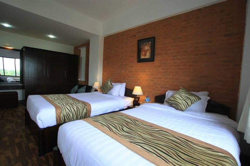 Gaju Suite Hotel Katmandu Zewnętrze zdjęcie