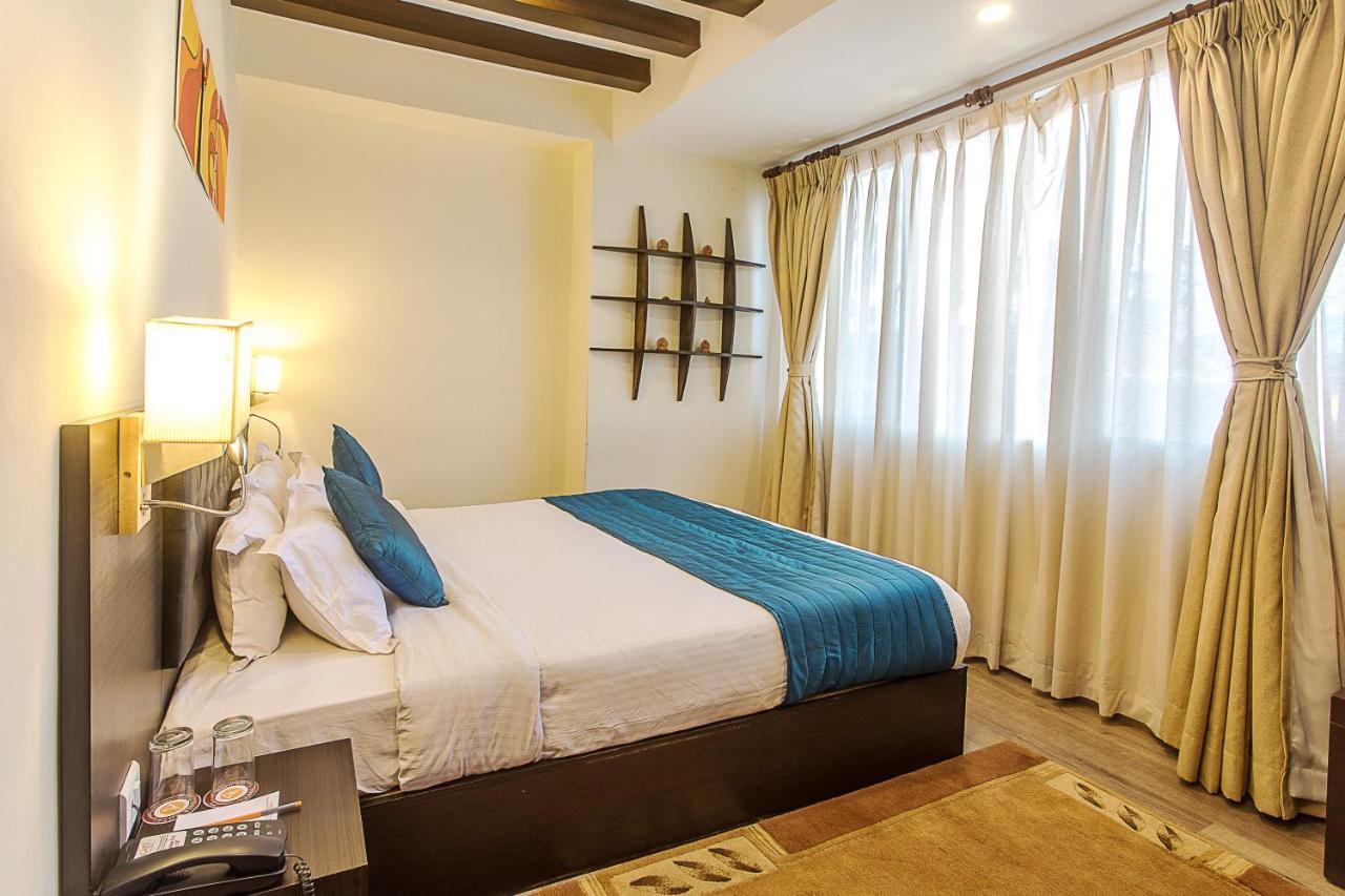 Gaju Suite Hotel Katmandu Zewnętrze zdjęcie