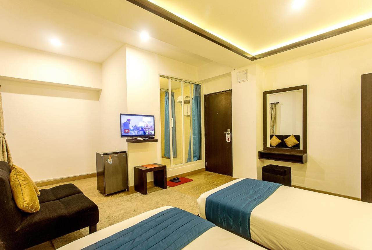 Gaju Suite Hotel Katmandu Zewnętrze zdjęcie